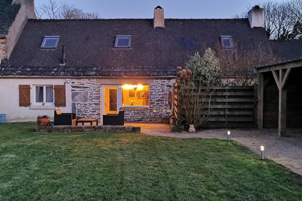 Hébergement de vacances Petite Maison Dans Les Monts D'arrée Ty Coz *